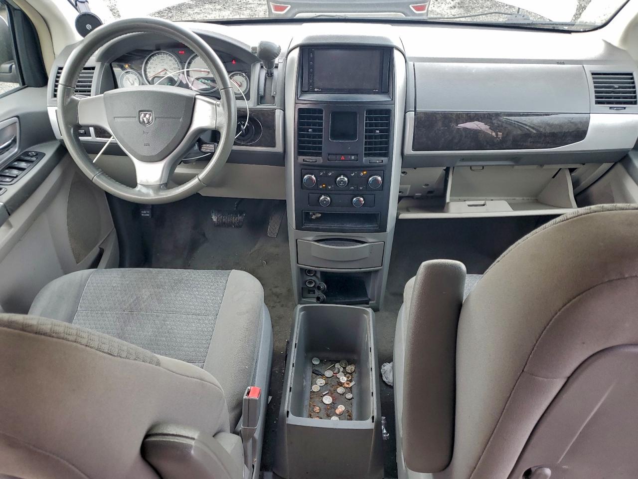 Dodge Caravan Sxt Image 7