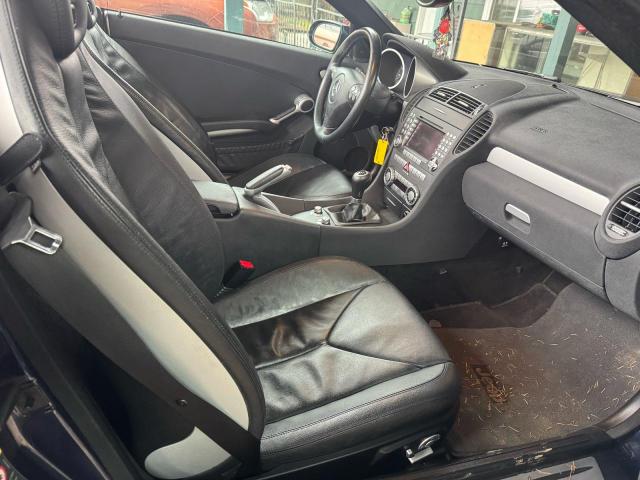 Mercedes-Benz Slk-class 350 Image 3