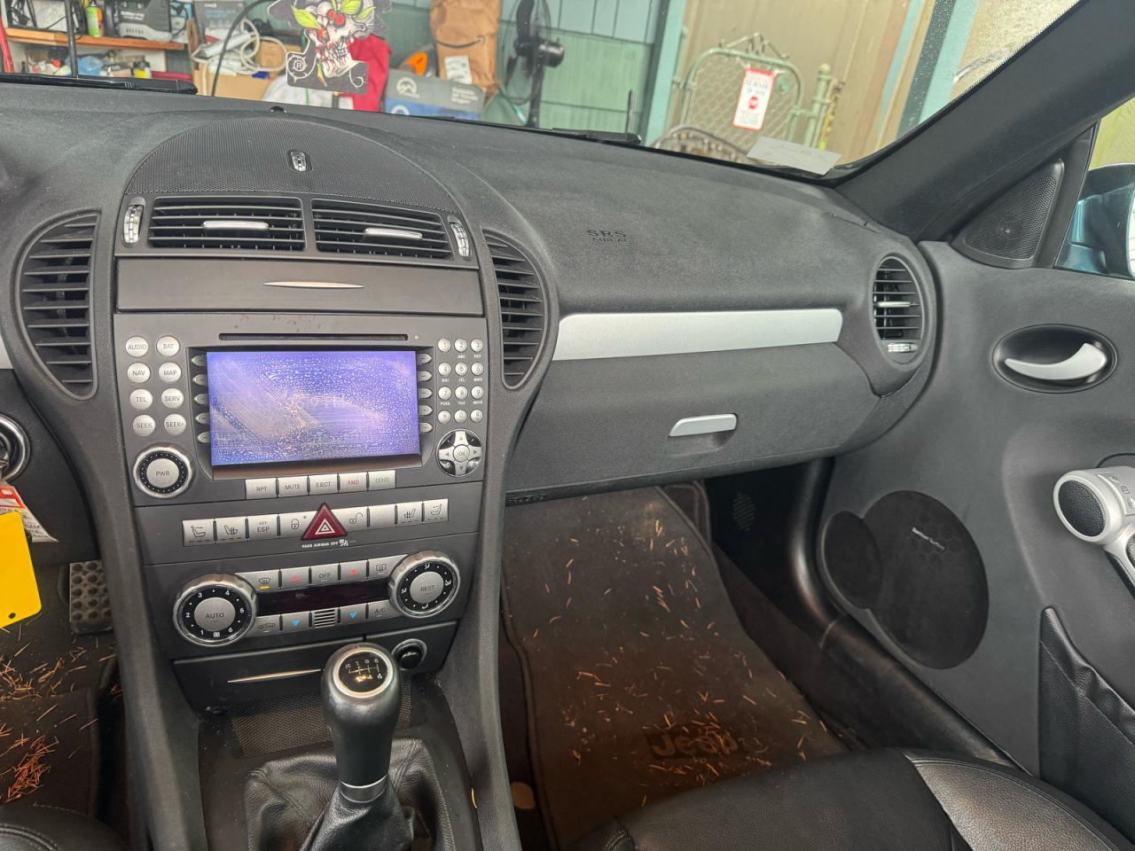 Mercedes-Benz Slk-class 350 Image 9