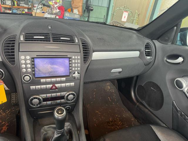 Mercedes-Benz Slk-class 350 Image 9
