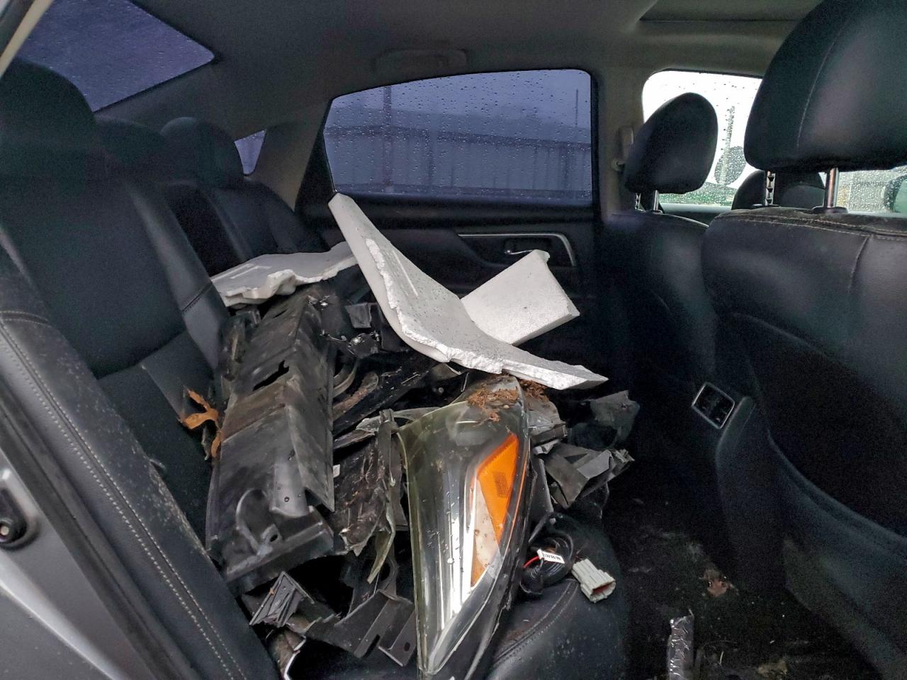 Nissan Altima 3.5sl Image 10