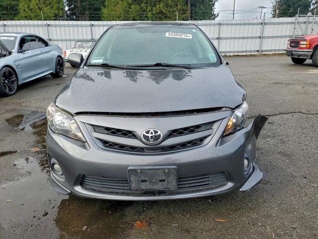 Toyota Corolla Base Image 12