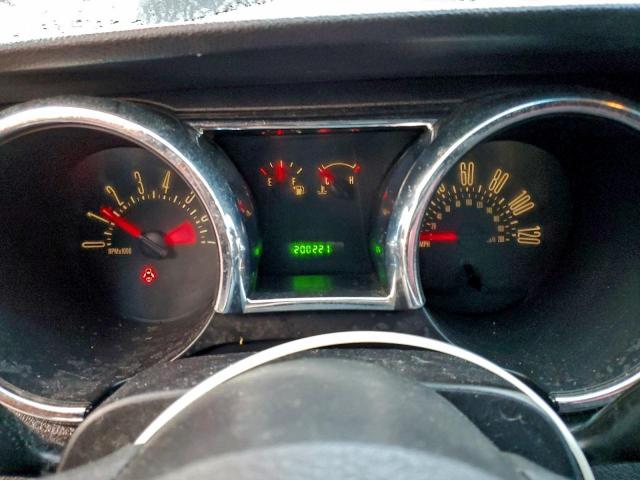 Ford Mustang Image 6