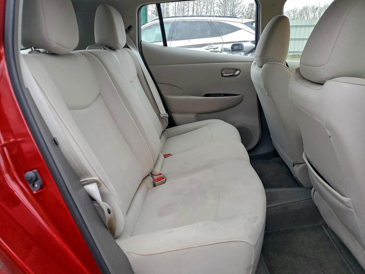 Nissan LEAF Sv Image 9