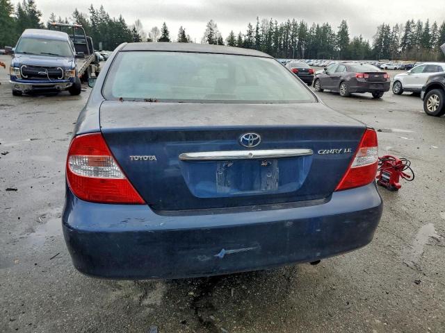 Toyota Camry Le Image 10