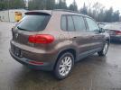 Volkswagen Tiguan S Image 3