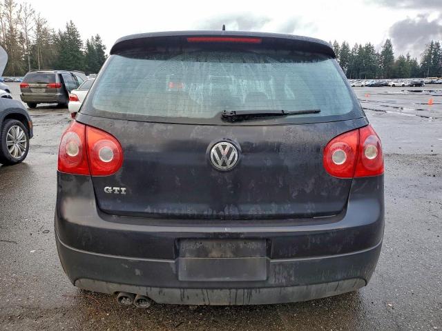 Volkswagen GTI Image 3