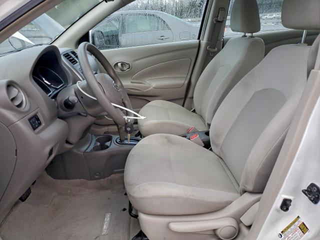 Nissan Versa S Image 5