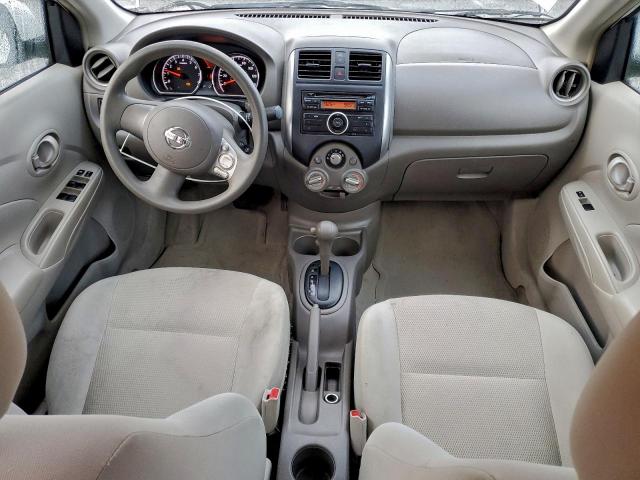 Nissan Versa S Image 6