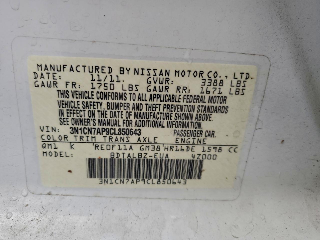 Nissan Versa S Image 12