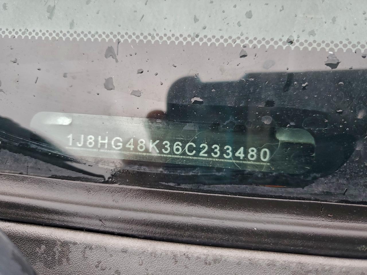 Jeep Commander Image 13