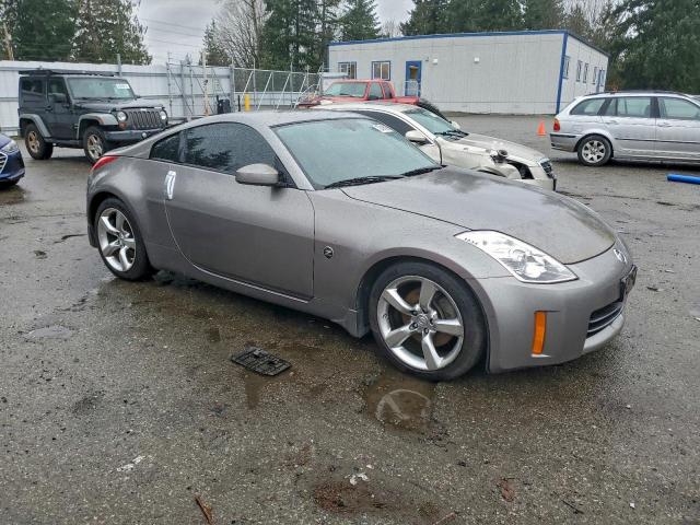 Nissan 350Z Coupe Image 8