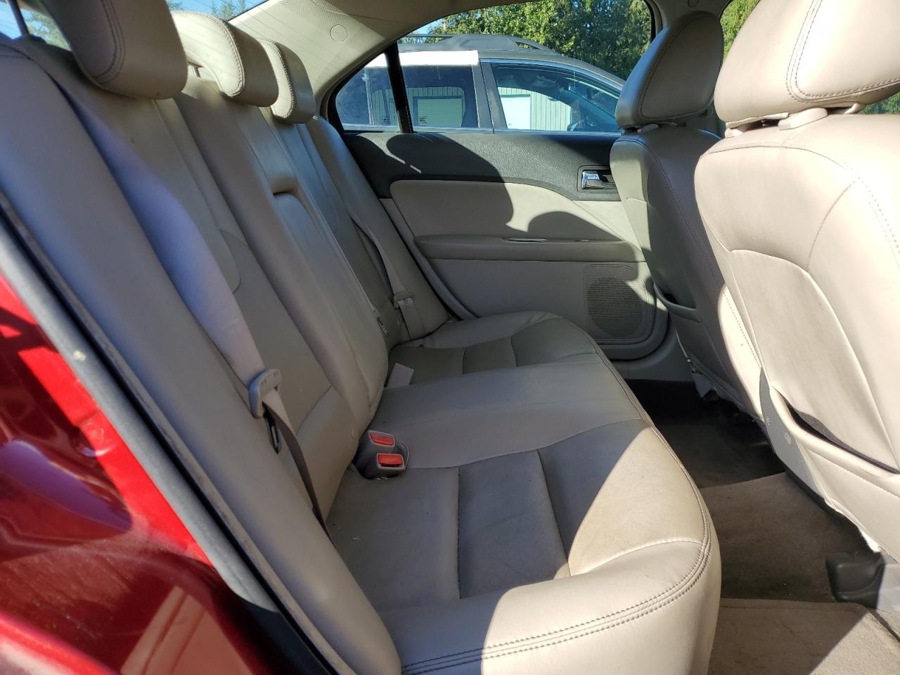 Ford Fusion Sel Image 12