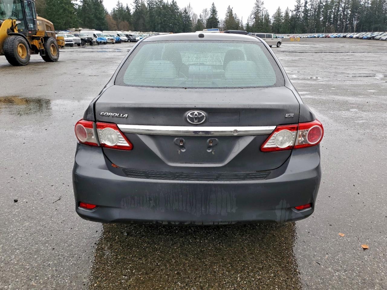 Toyota Corolla Base Image 7