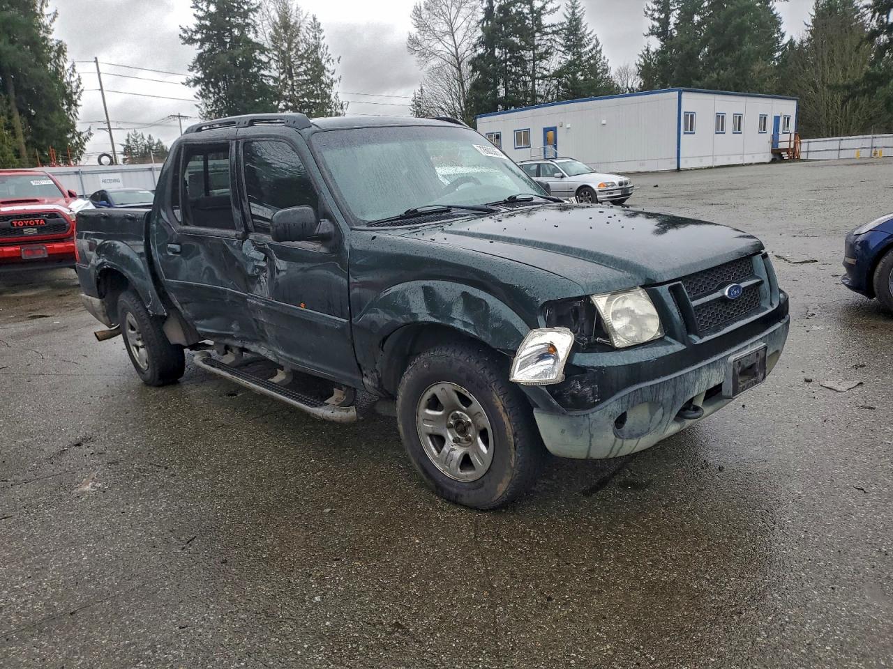 Ford Explorer Image 4