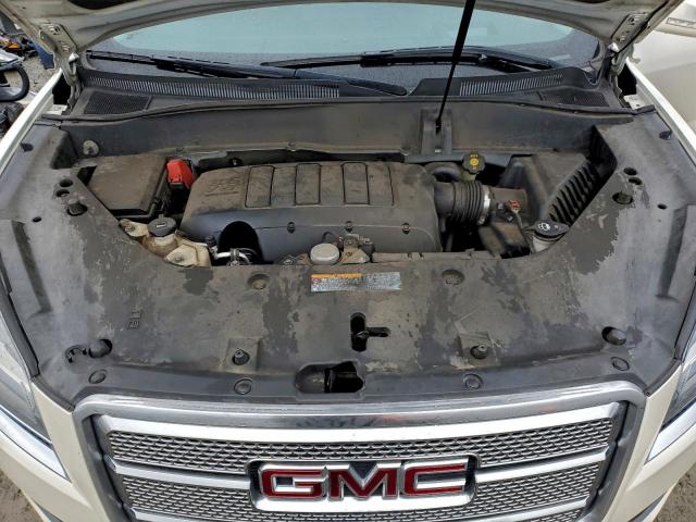 GMC Acadia Denali Image 13