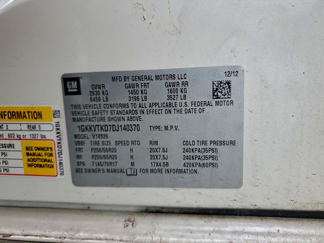 GMC Acadia Denali Image 9