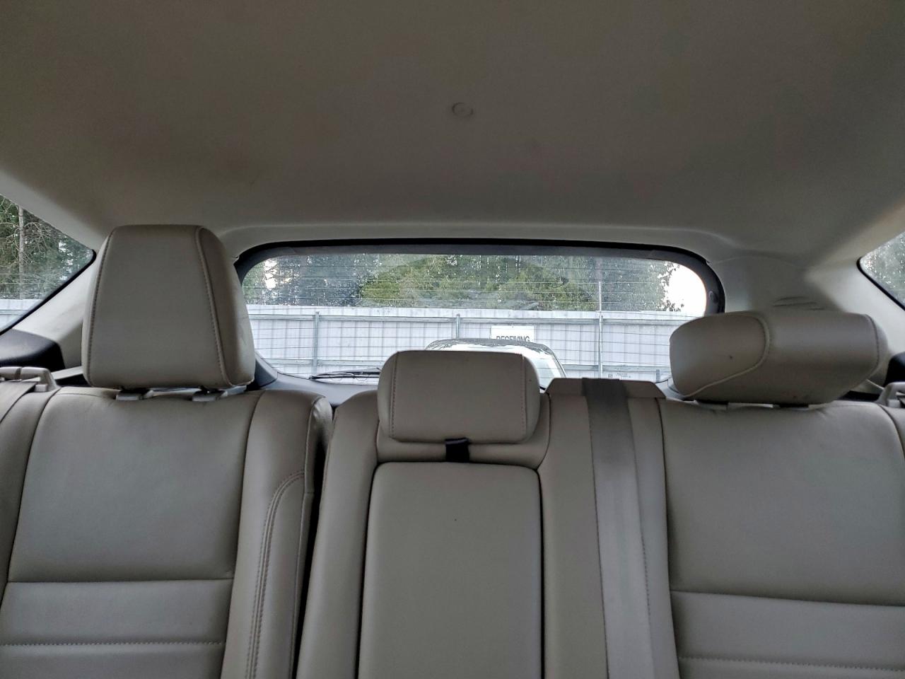 Ford Cmax Premium Image 4